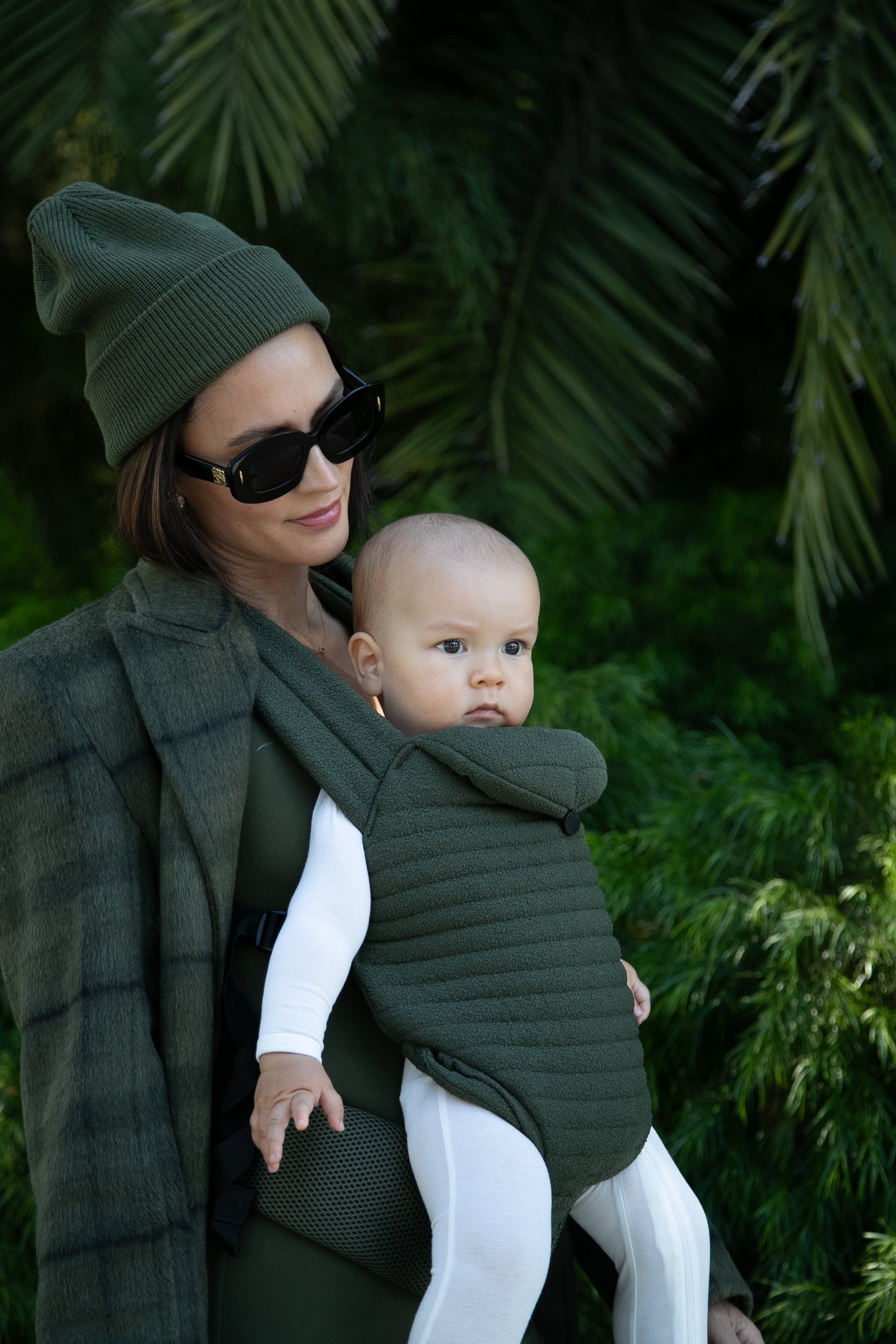 Bumpsuit Maternity The Armadillo Baby Carrier in Forest Green