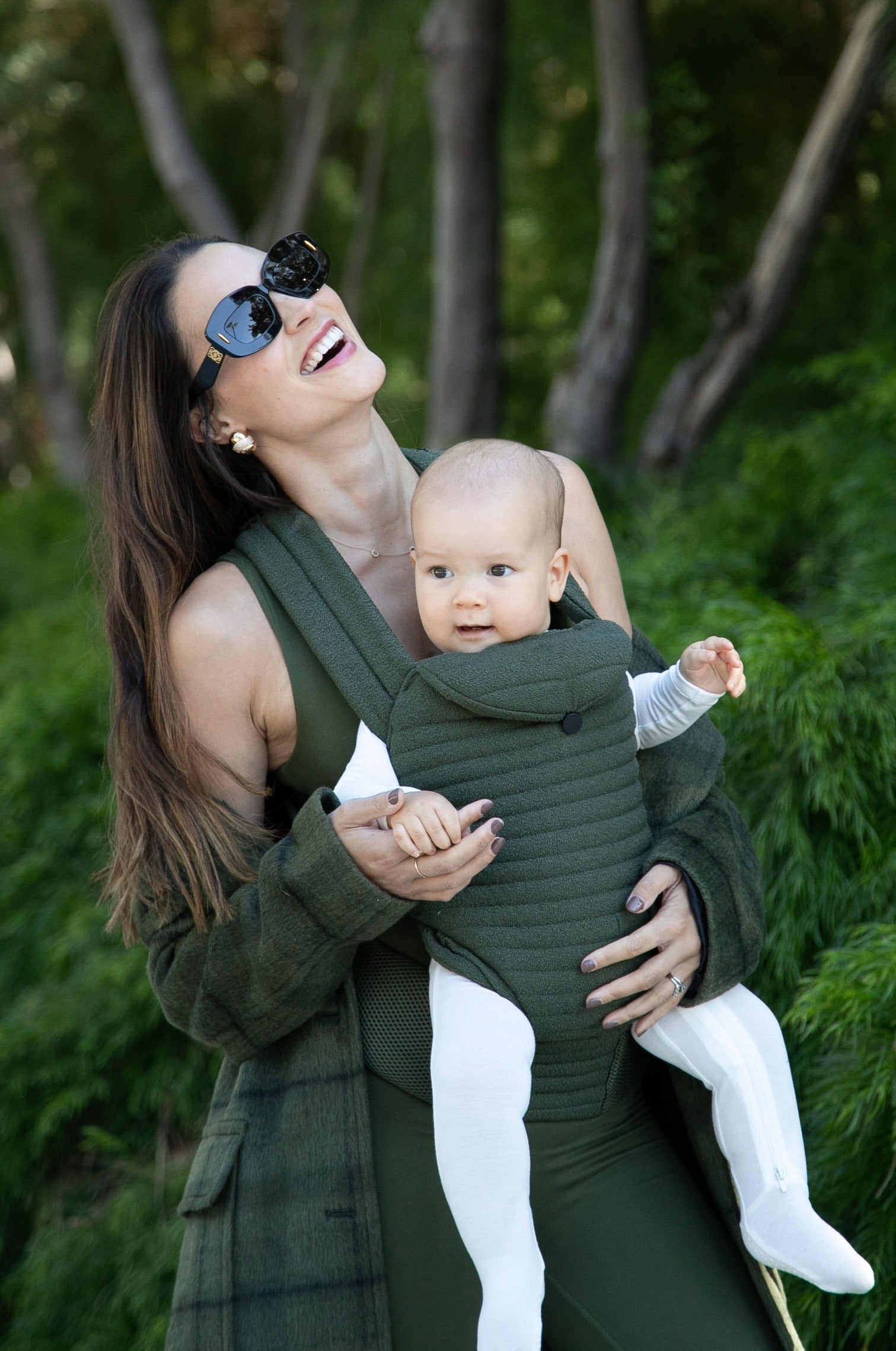 Bumpsuit Maternity The Armadillo Baby Carrier in Forest Green