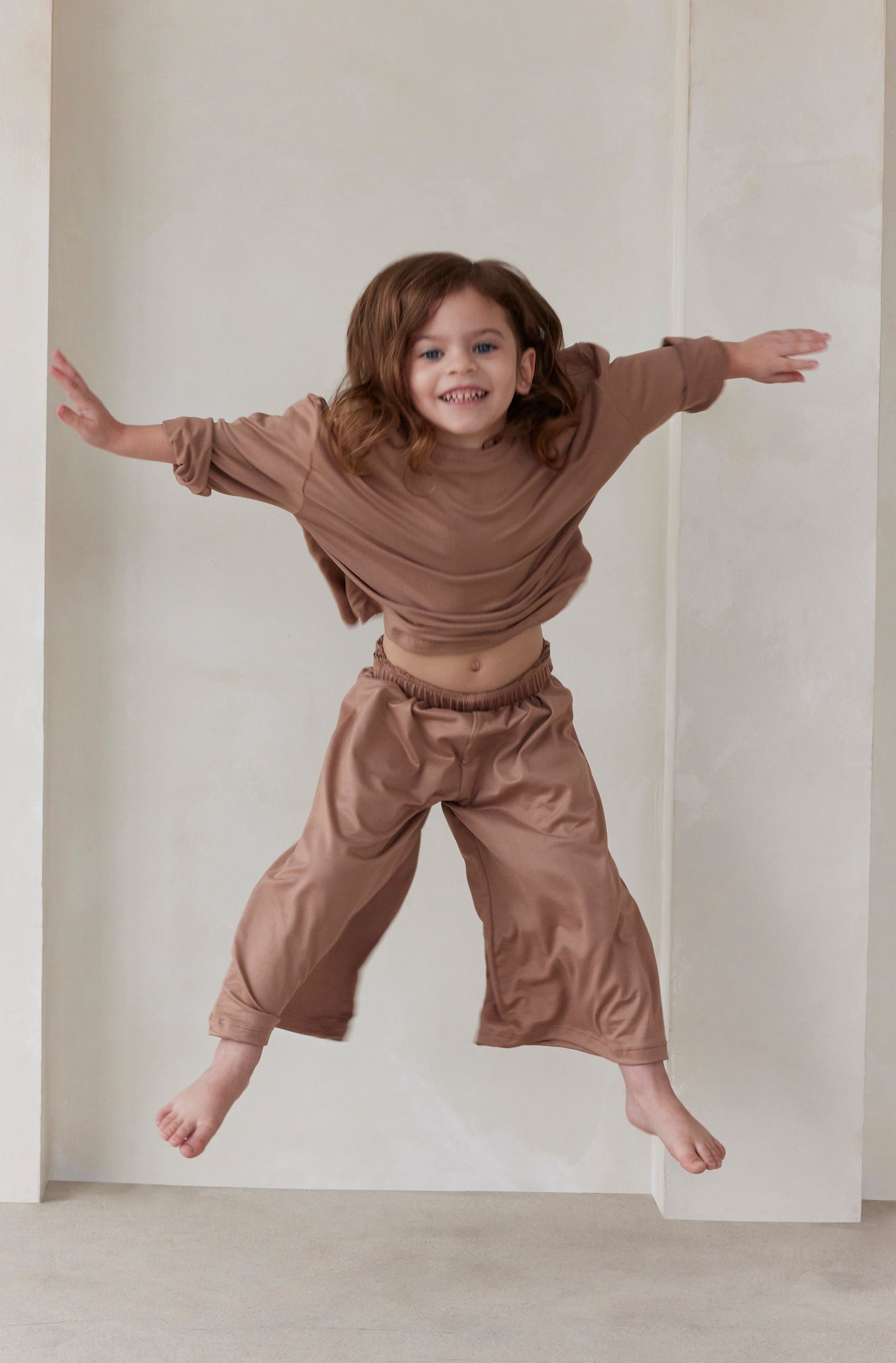 Bumpsuit the cloud kids pant in latte