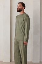 Bumpsuit Loungewear the cloud mens long sleeve tee in moss