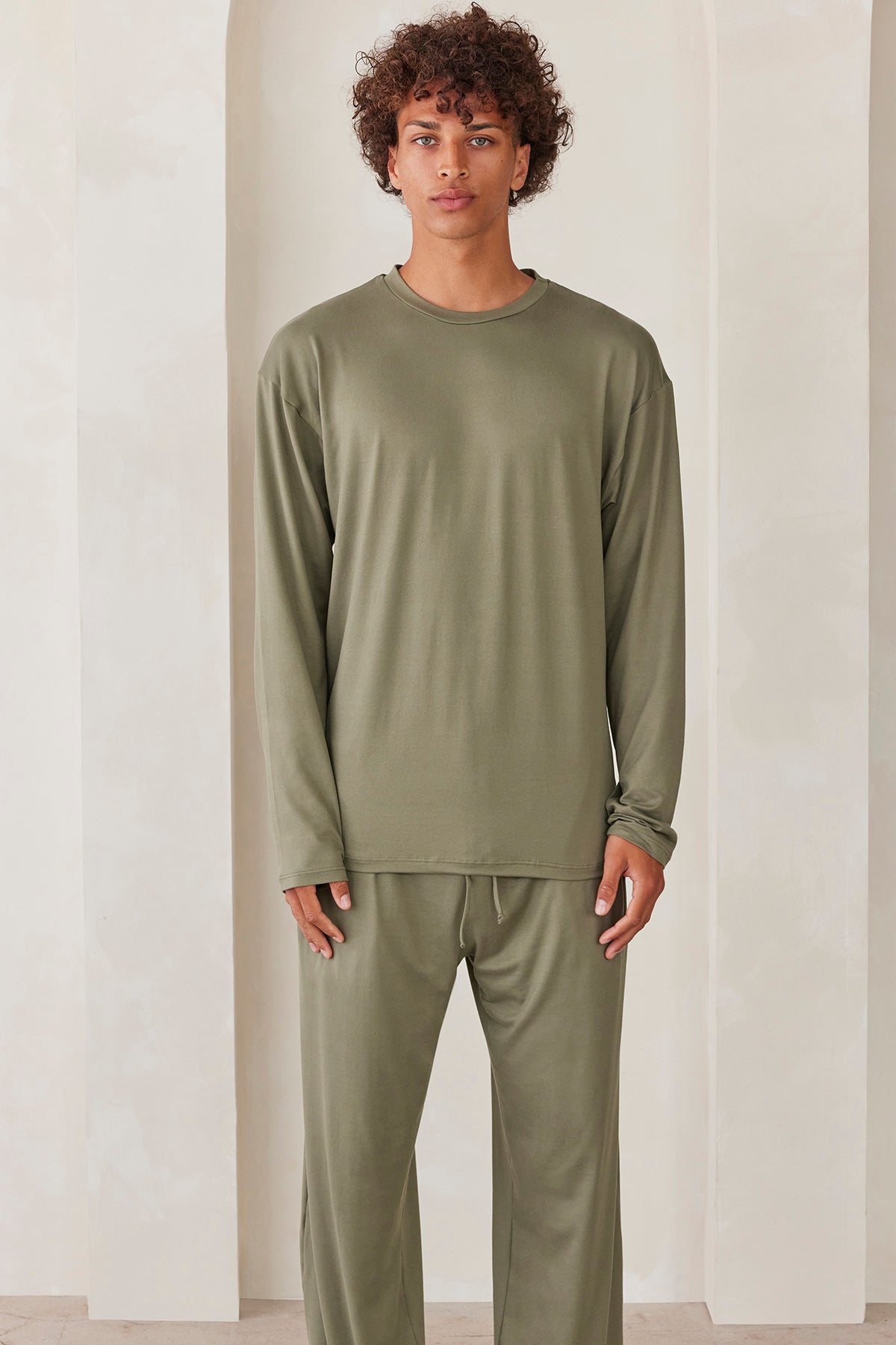 Bumpsuit Loungewear the cloud mens long sleeve tee in moss