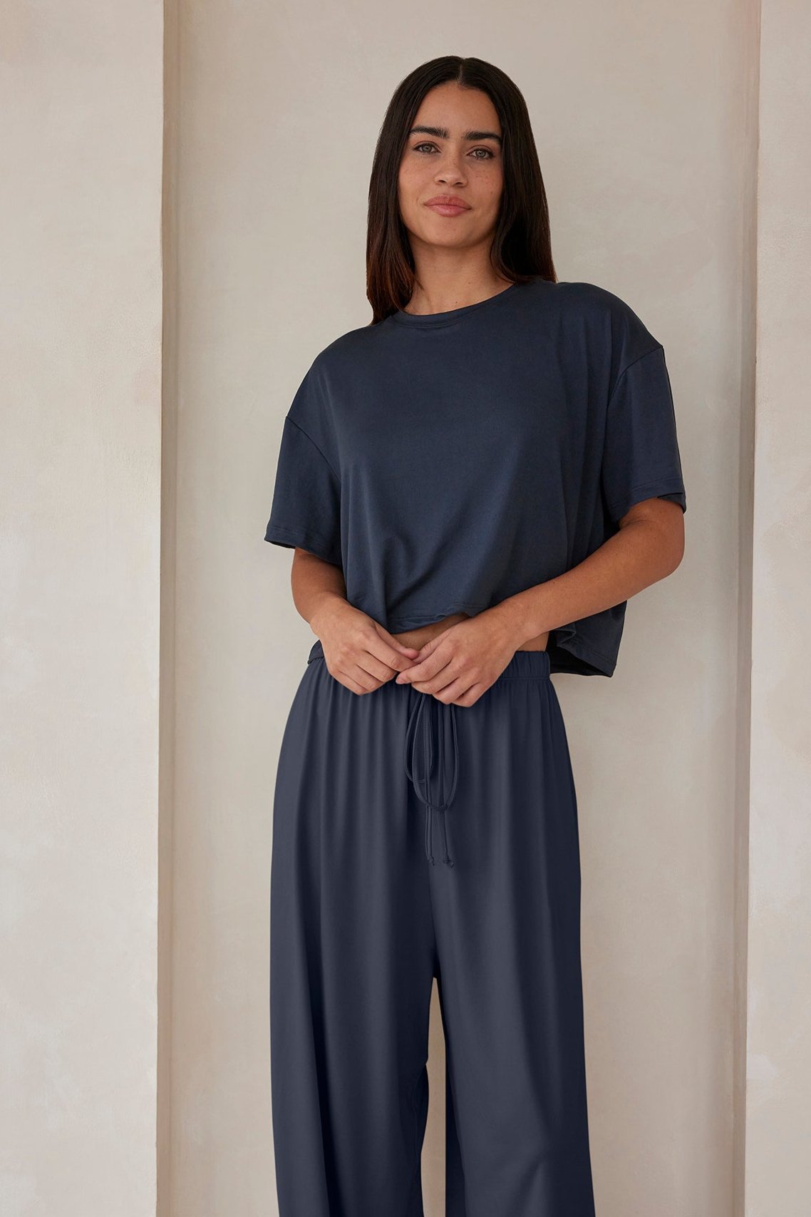 Bumpsuit Maternity Loungewear The Cloud Slim Drawstring Pant in cement