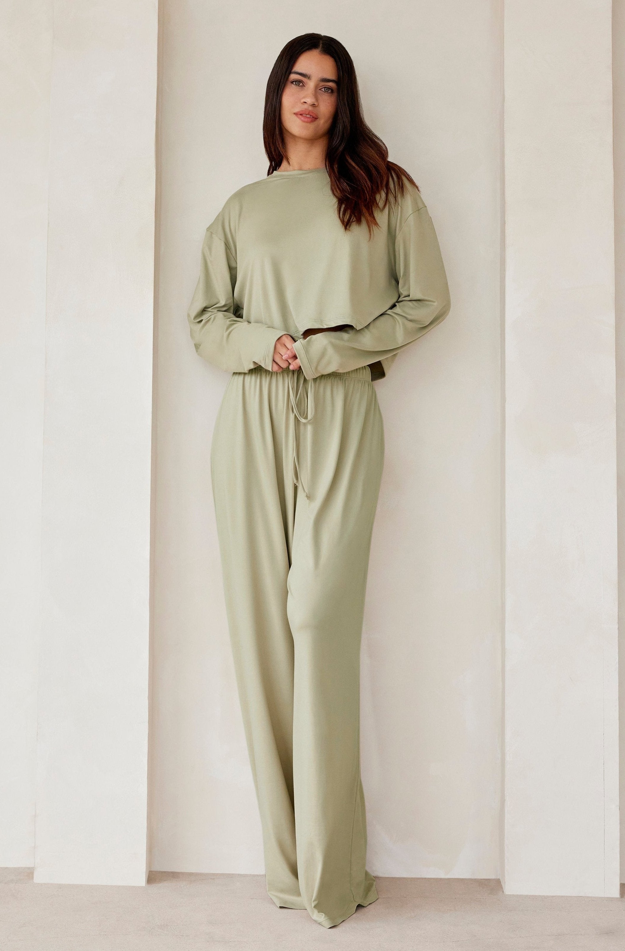   Bumpsuit Maternity Loungewear The Cloud Slim Drawstring Pant in Moss