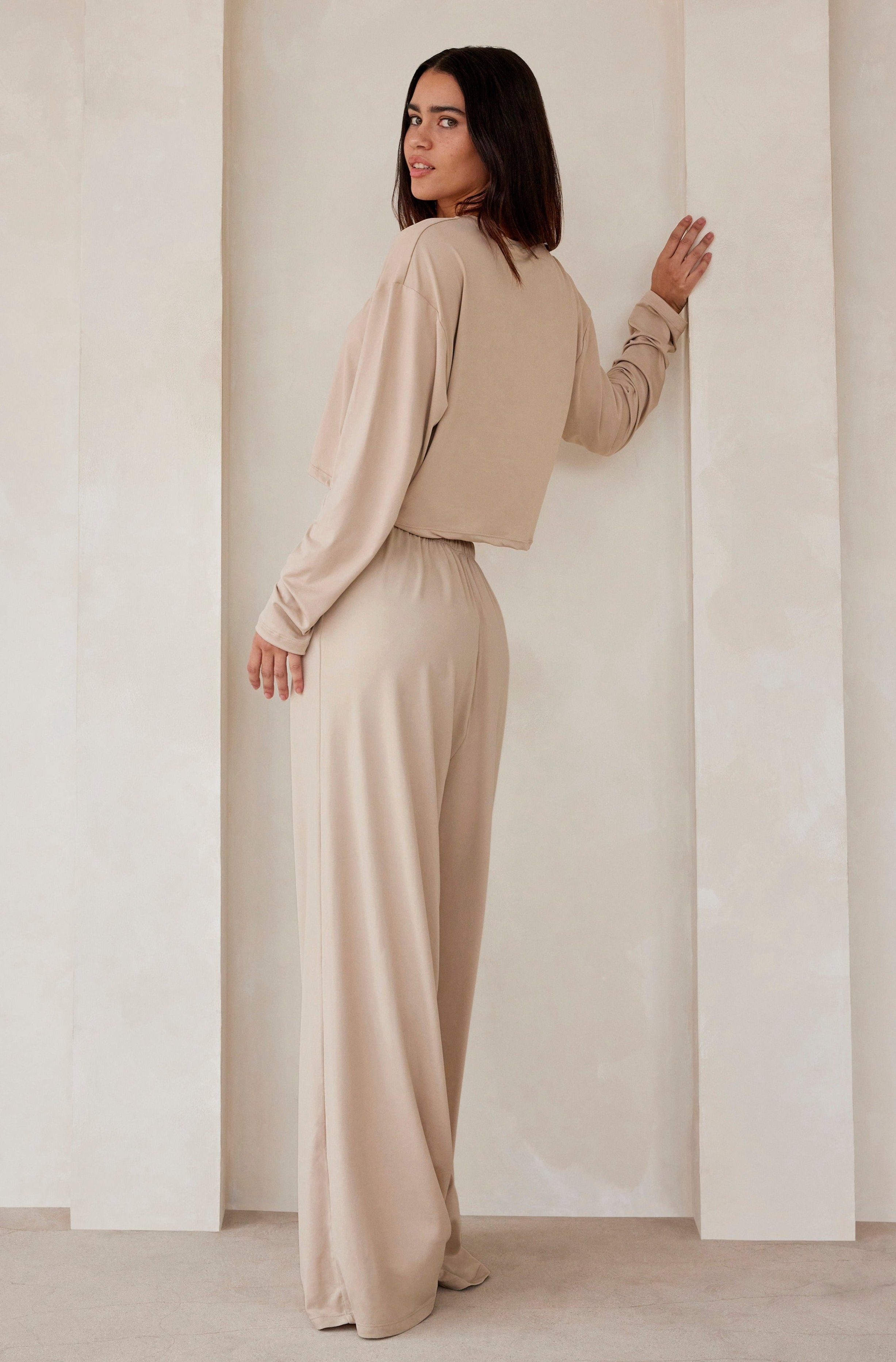   Bumpsuit Maternity Loungewear The Cloud Slim Drawstring Pant in Oat