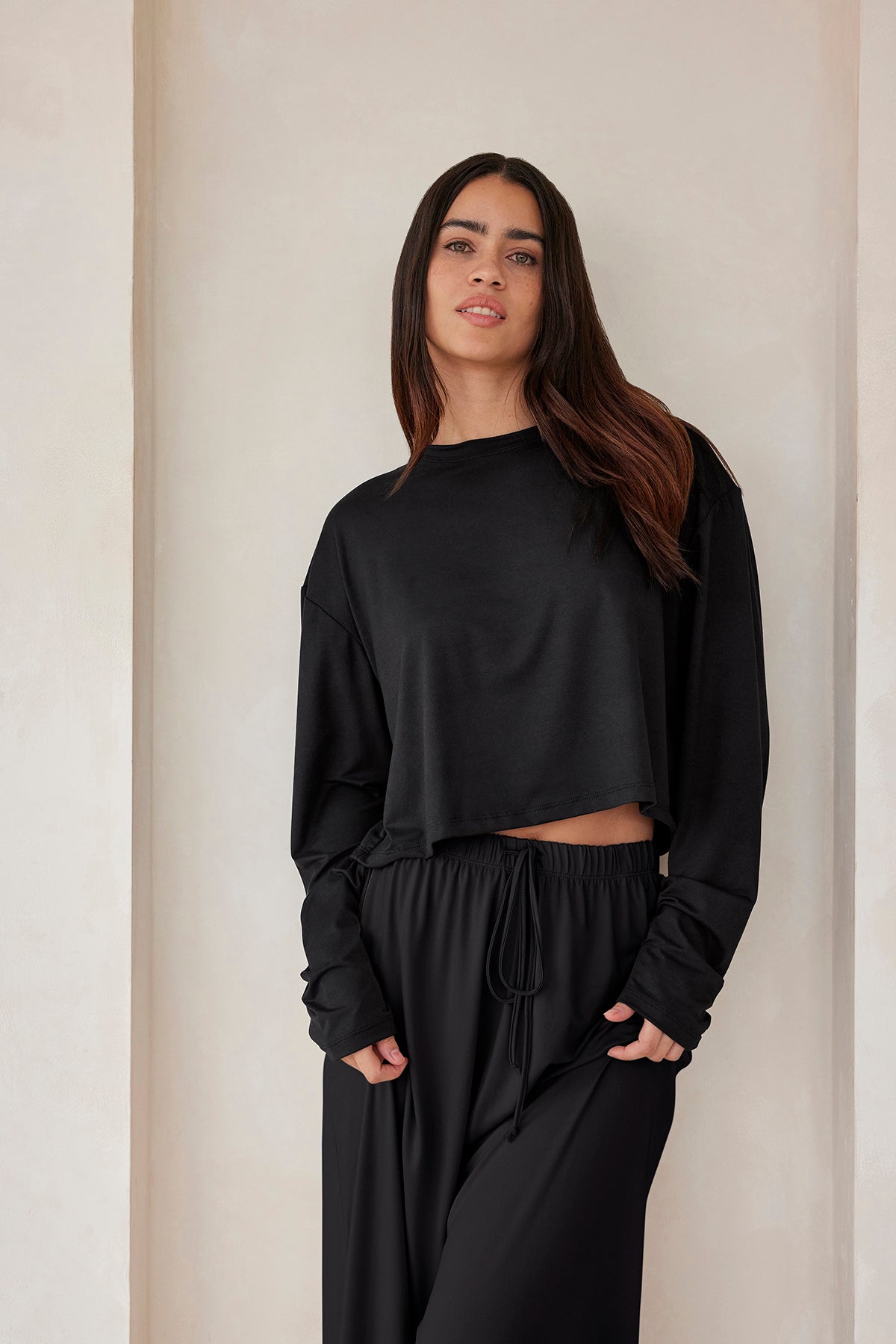 Bumpsuit Maternity The Cloud Crop Long Sleeve Loungewear Tee in Black