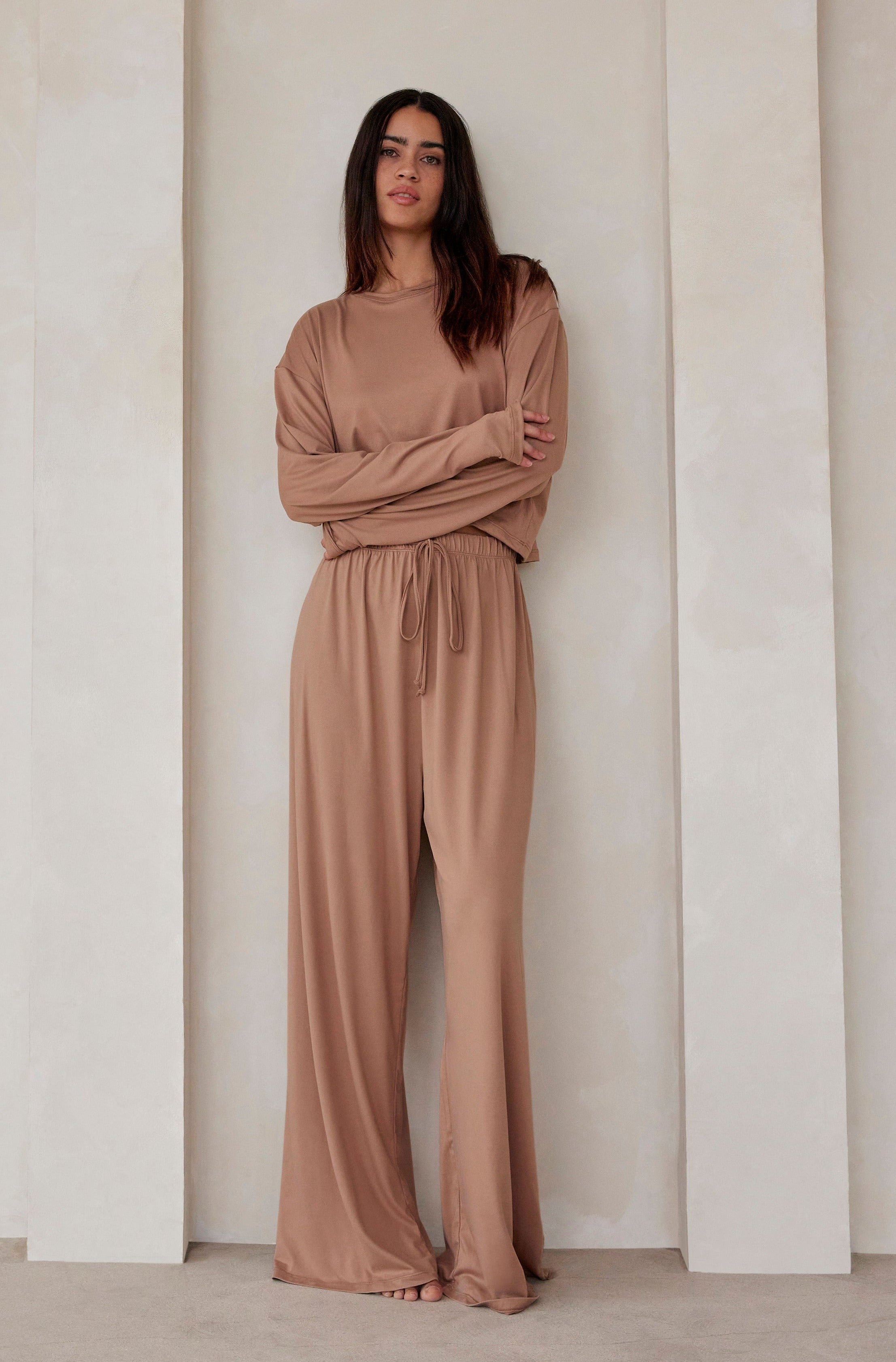 Bumpsuit Maternity Loungewear The cloud Crop Long Sleeve Tee in Latte