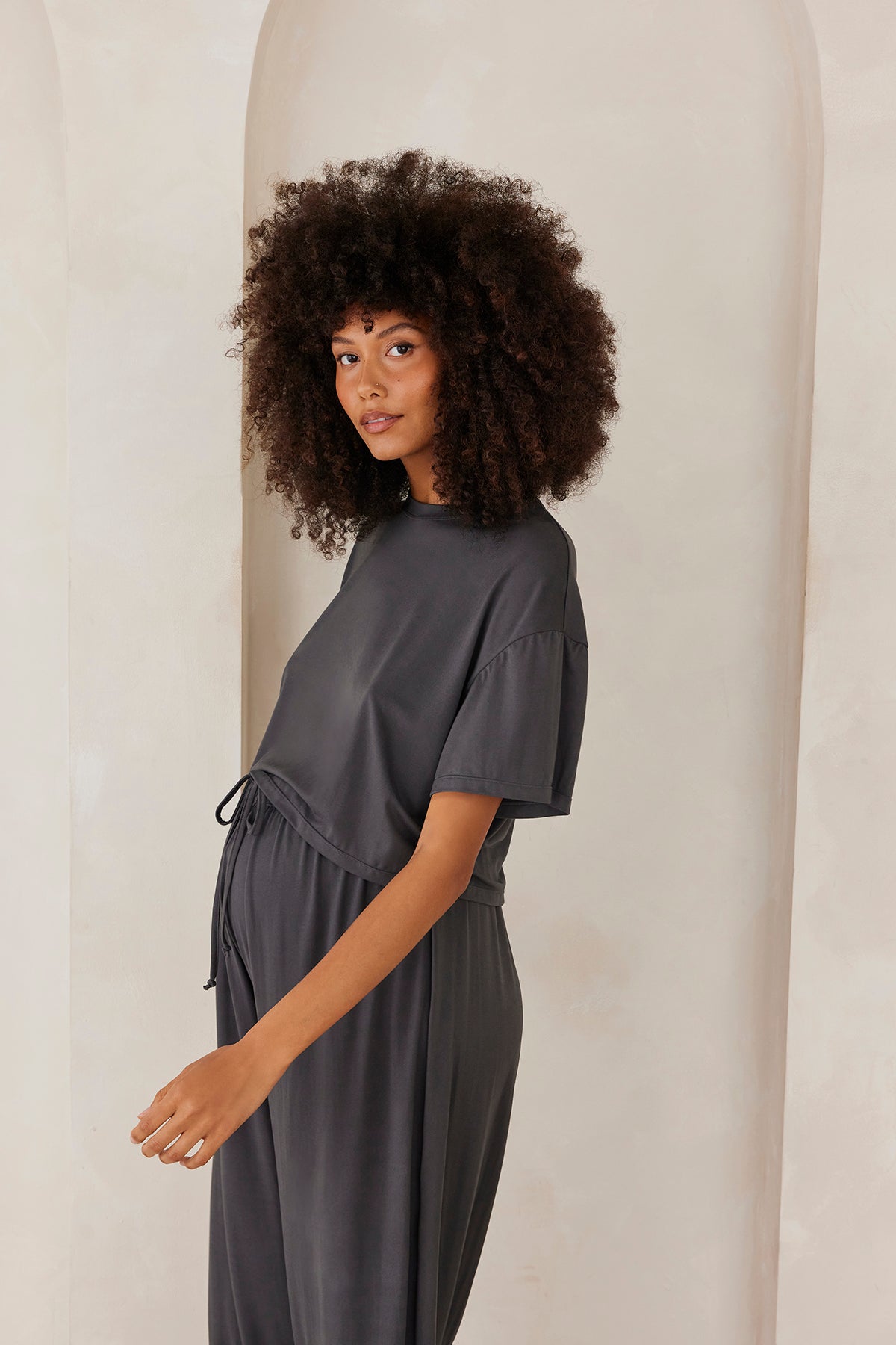 Bumpsuit Maternity The Cloud Short Sleeve Crop Tee in Slate