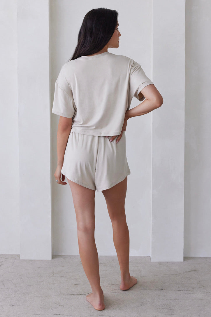 Bumpsuit Maternity The Cloud Short Sleeve Crop Tee in Oat