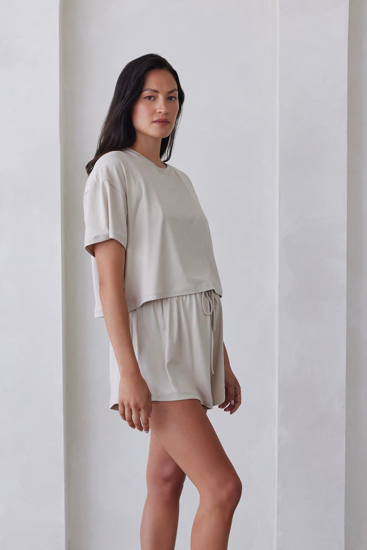 Bumpsuit Maternity The Cloud Short Sleeve Crop Tee in Oat