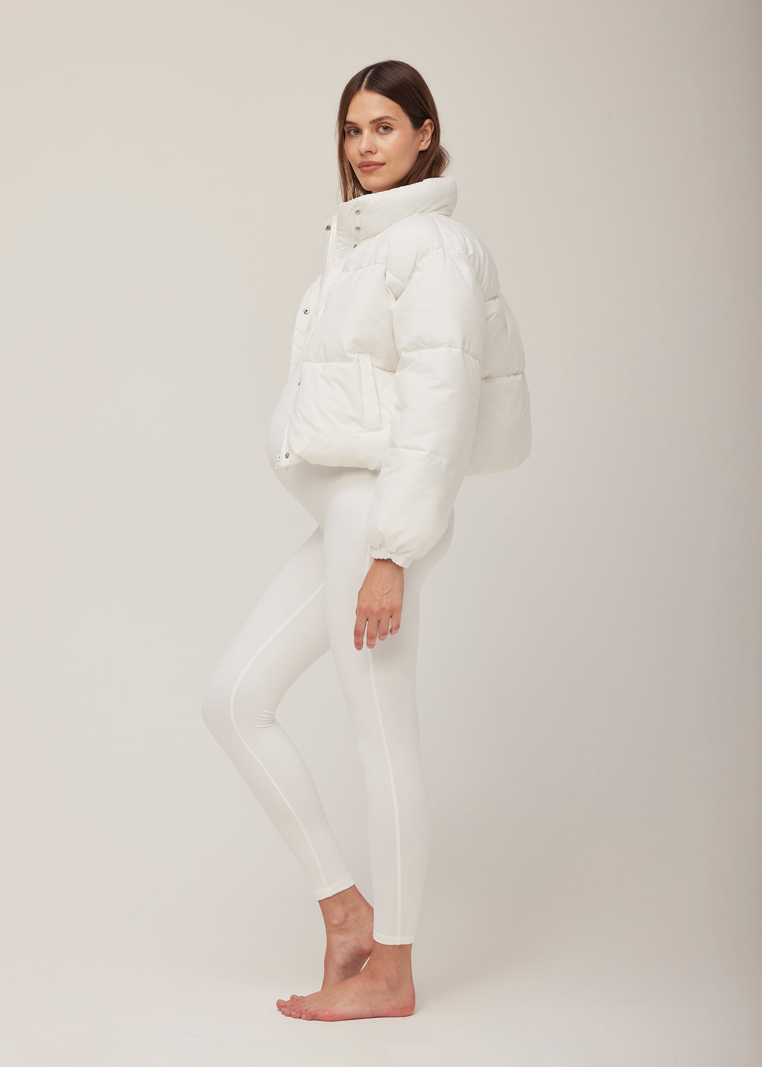 Bumpsuit Maternity Cropped Puffer Jacket in Snow