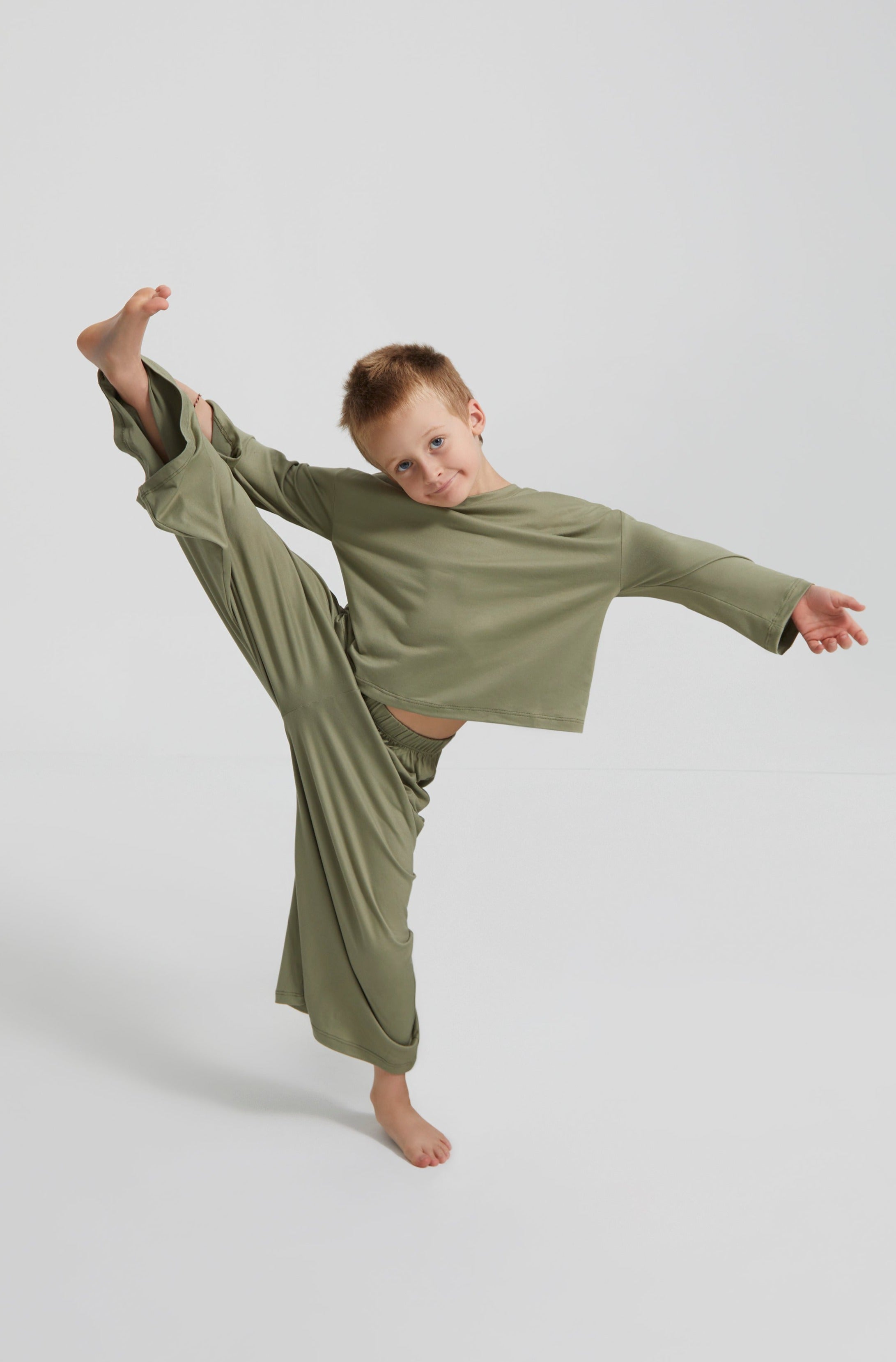 Bumpsuit the cloud kids pant in moss