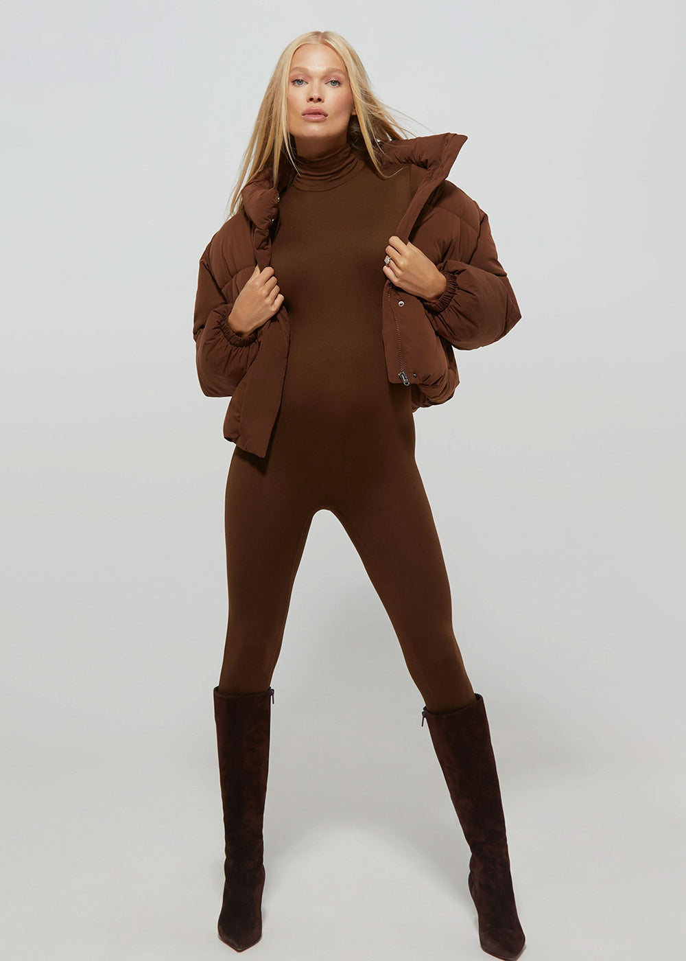 Bumpsuit Maternity Cropped Puffer Jacket in Chocolate worn by Vita Sidorkina