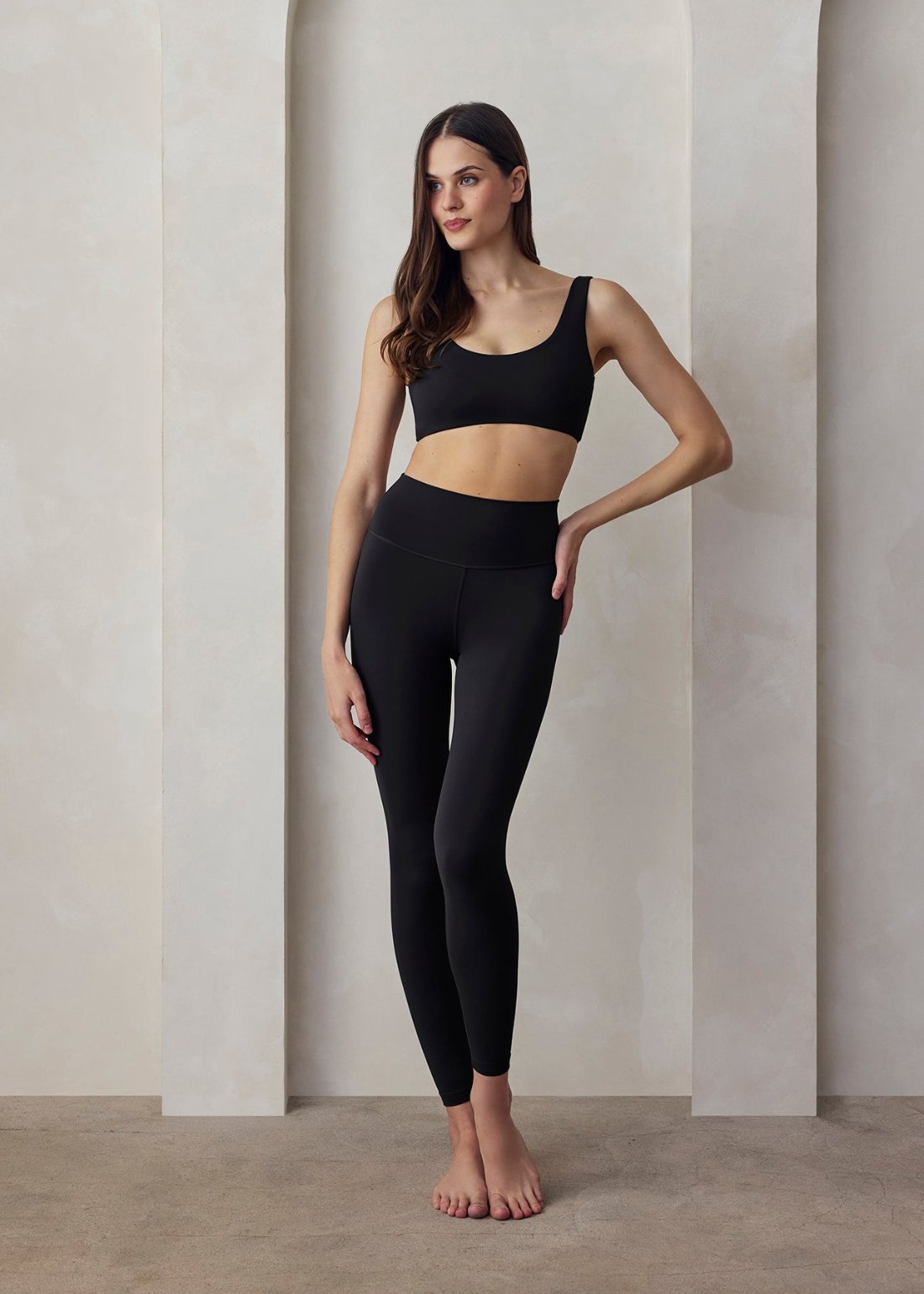 the perfect movement bra in black