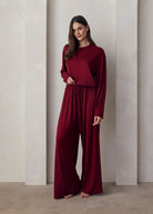 the cloud slim pant in burgundy