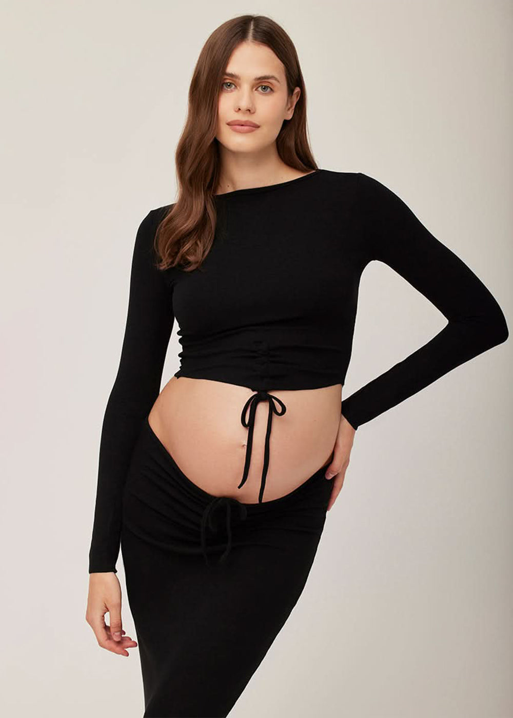 the soft rib long sleeve maternity cropped top in black